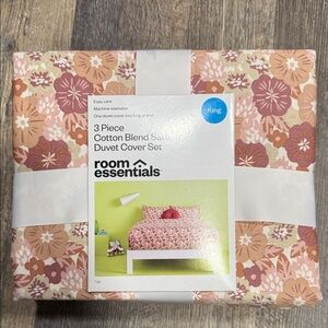 Room Essentials Pink and Cream Floral Duvet Set